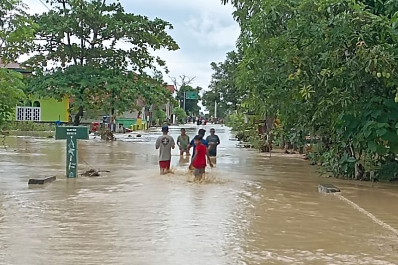 BPBD: Puluhan warga Desa Torue mengungsi pascabanjir susulan