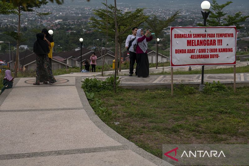 Penerapan Denda Adat bagi Pembuang Sampah Sembarangan