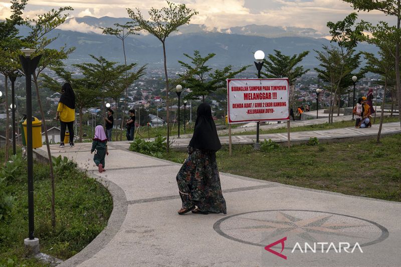 Penerapan Denda Adat bagi Pembuang Sampah Sembarangan