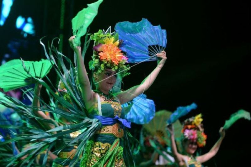 Tari Kolosal Saat Penutupan Village Festival