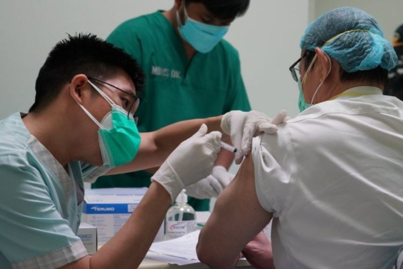 Cakupan vaksinasi dosis penguat di Indonesia capai 25,84 persen