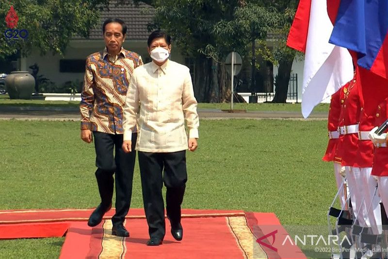 Jokowi ingin BUMN dan swasta makin dukung pembangunan Filipina