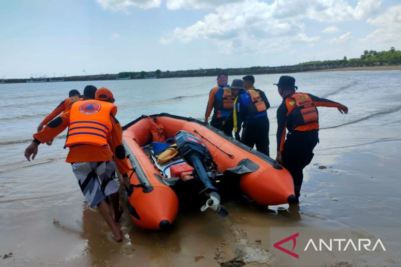 BPBD Pamekasan lanjutkan pencarian penumpang kapal tercebur ke Laut - Vimarsana News