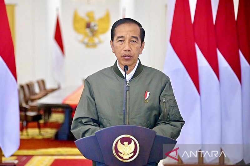 Jokowi perintahkan Kapolri usut tuntas tragedi Kanjuruhan