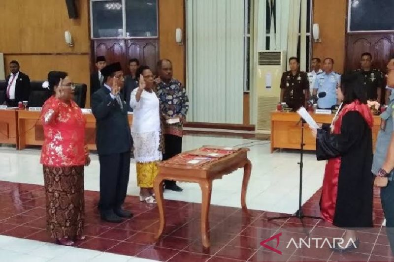 Membuka akses politik lebih lebar kaum perempuan Papua