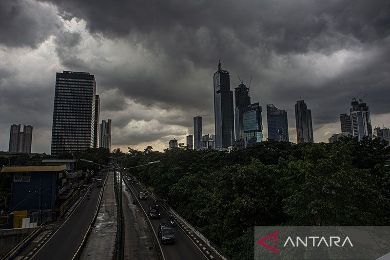 Jakarta diperkirakan hujan pada Kamis