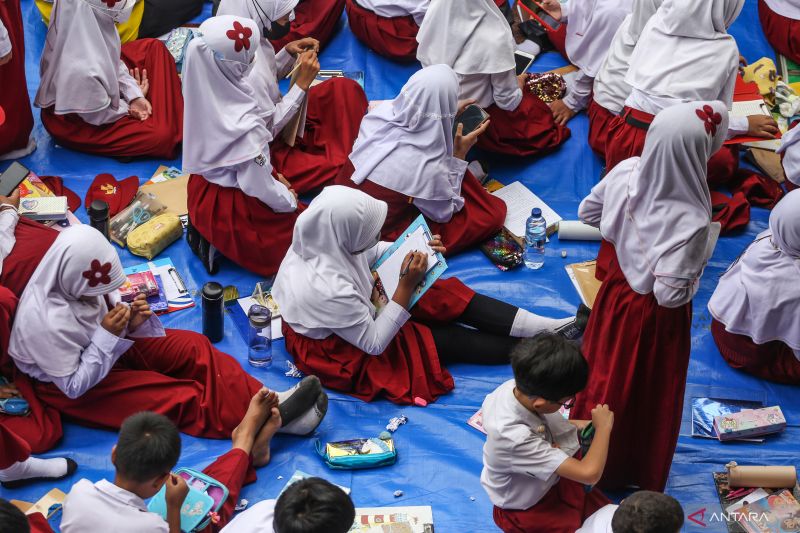 Mendikbudristek: Bahasa Indonesia rajut beragam suku bangsa