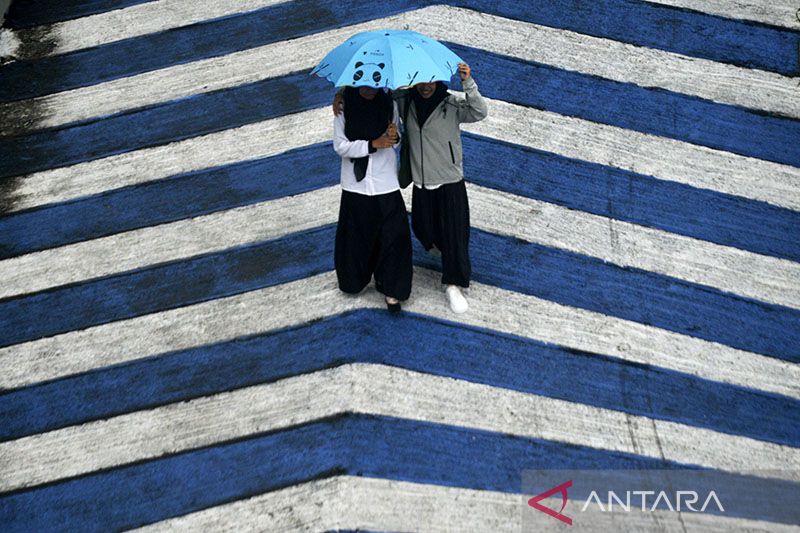 BMKG sampaikan peringatan hujan di sebagian besar provinsi Indonesia