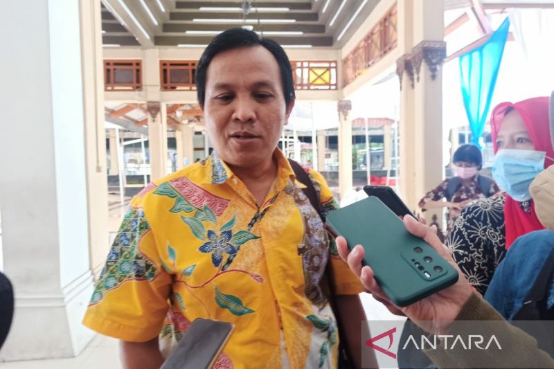 Pengamat politik UNS sebut sanksi PDIP ke kader berdampak positif