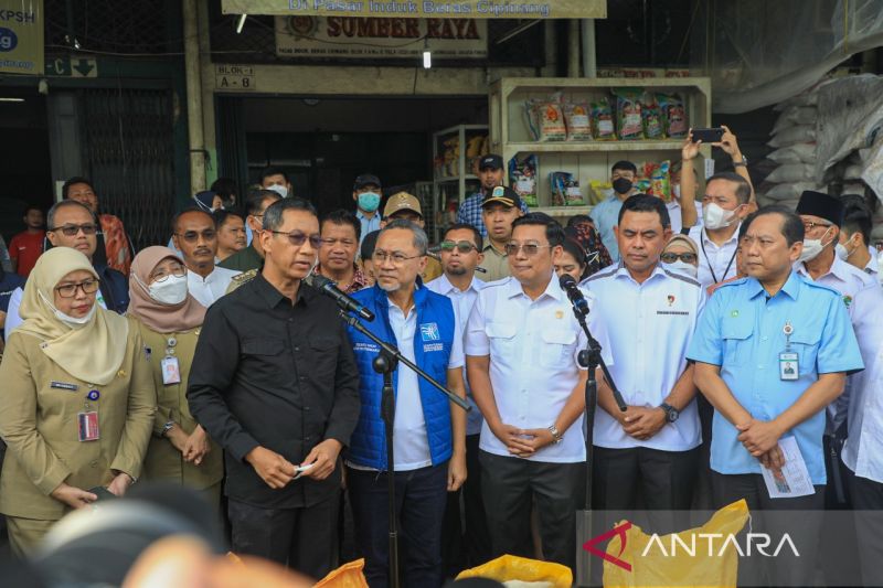 Jakarta kemarin, stok beras hingga APBD DKI Jakarta