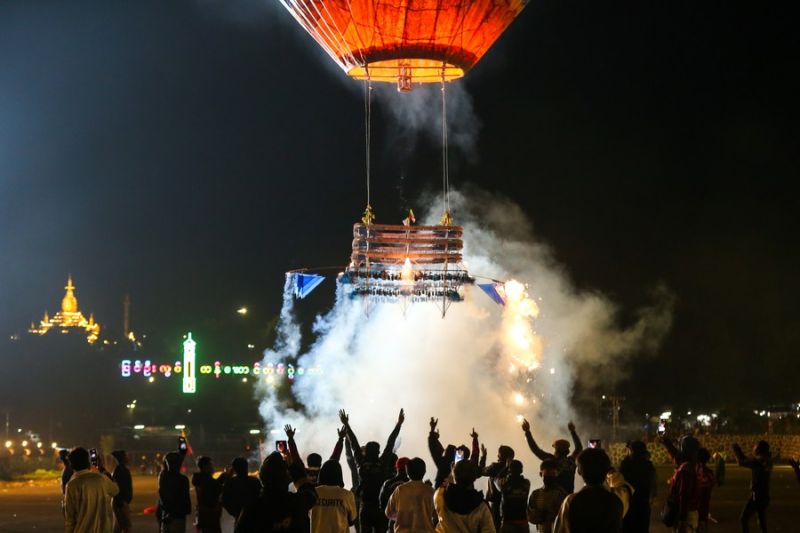 Myanmar kembali gelar festival balon udara setelah dua tahun absen
