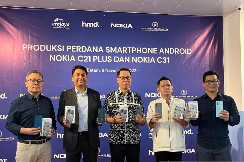 Pabrik di Batam produksi telepon cerdas Nokia dengan TKDN 35 persen