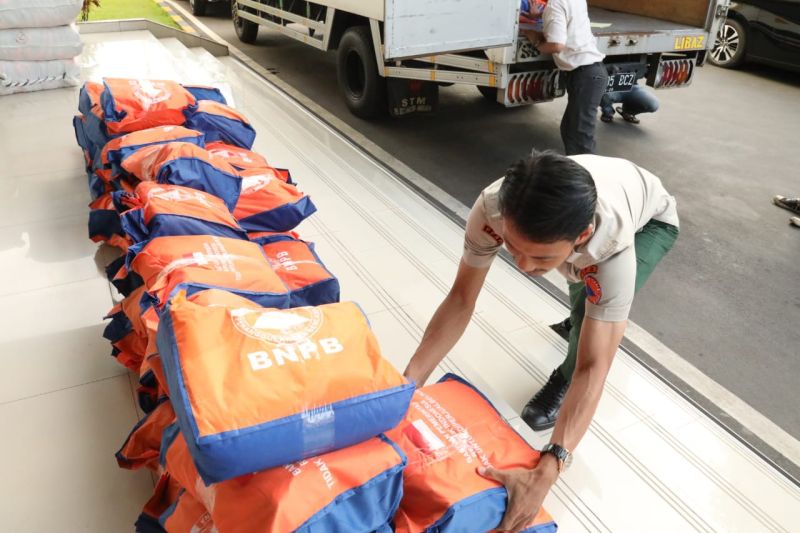 BNPB terjunkan Tim Reaksi Cepat distribusikan logistik ke Cianjur
