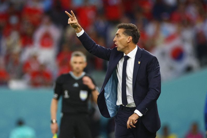 Alonso membantah performa pertahanan Uruguay melawan Korea Selatan