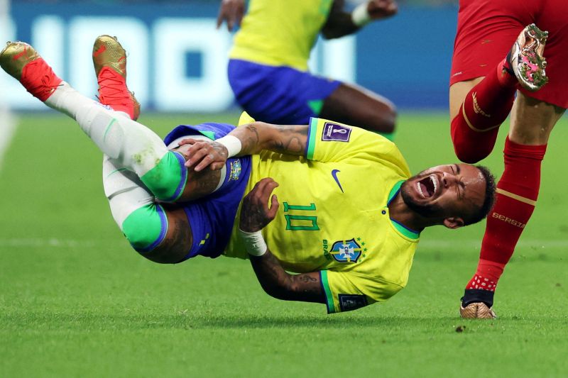 Neymar dan Danilo absen lawan Swiss karena cedera