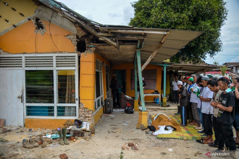 Hari kelima, BNPB: Korban meninggal gempa Cianjur naik jadi 310