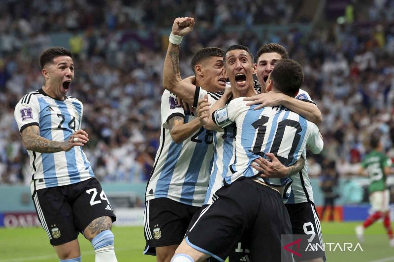 Meksiko mengalahkan 2-0, Argentina berharap untuk babak penyisihan