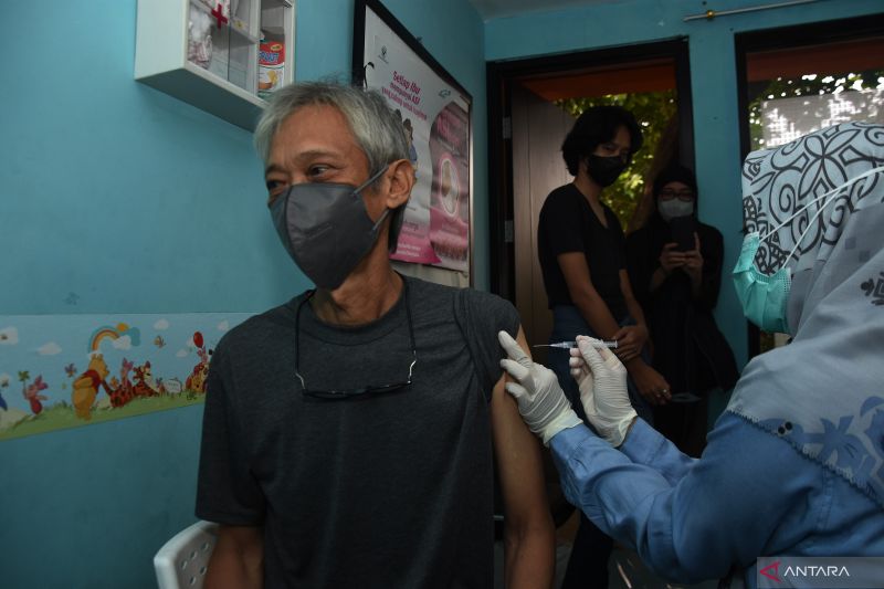 Kecamatan Johar Baru mulai vaksinasi penguat kedua awal Desember