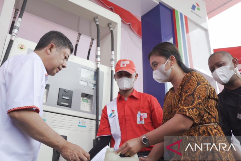 Satuan harga BBM Pertamina memasok kebutuhan energi di 402 wilayah Republik Indonesia