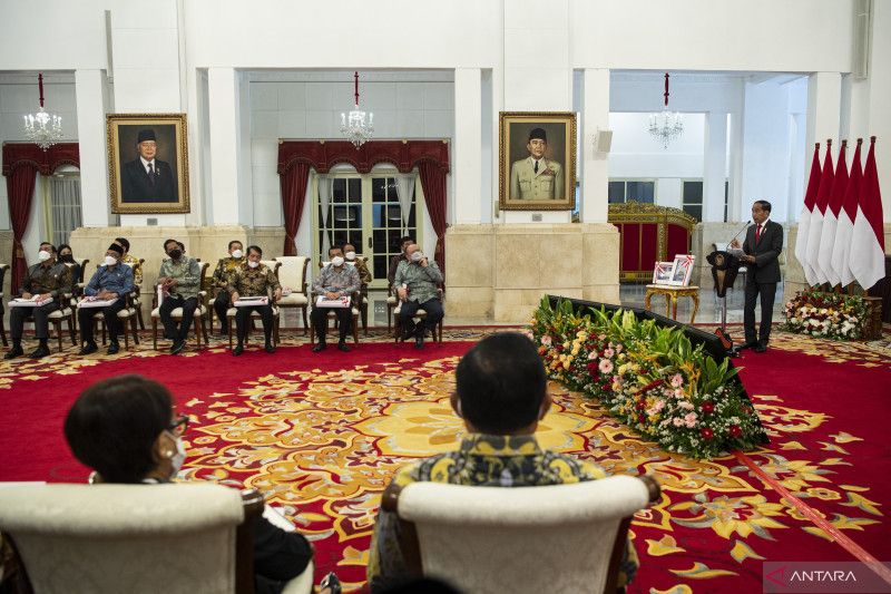 Presiden Jokowi minta kepala daerah perhatikan inflasi dari jam ke jam