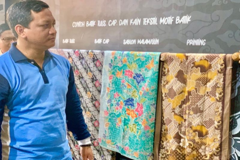Pemkot Pekalogan siap menampilkan 9 koleksi batik