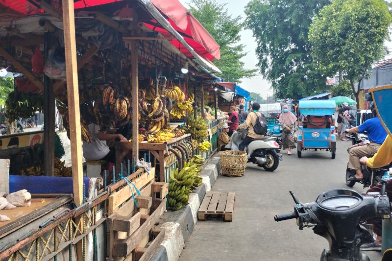 Ratusan PKL di depan Pasar Nangka segera ditertibkan