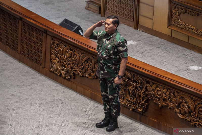 Kemarin, Panglima TNI Ta Joko menggelar upacara pengajian