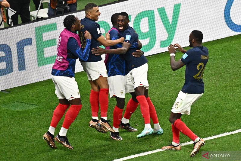 Hentikan pembunuh raksasa Maroko, Prancis bertemu Argentina di final