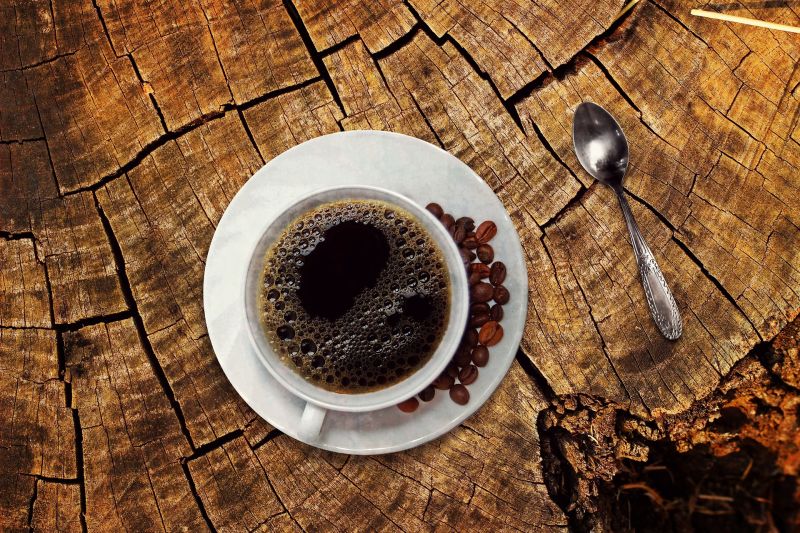 Minum dua cangkir kopi bukanlah ide yang baik bagi penderita tekanan darah tinggi