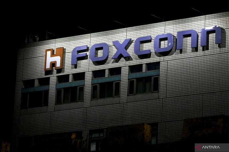 Pabrik Foxconn di China hampir beroperasi penuh