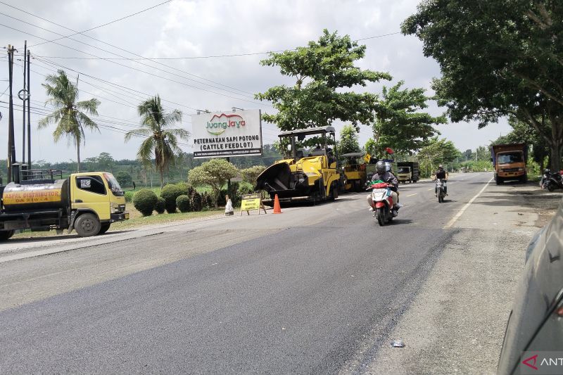 Perbaikan Jalan Lintas Sumatera Jelang libur Natal dan Tahun Baeu