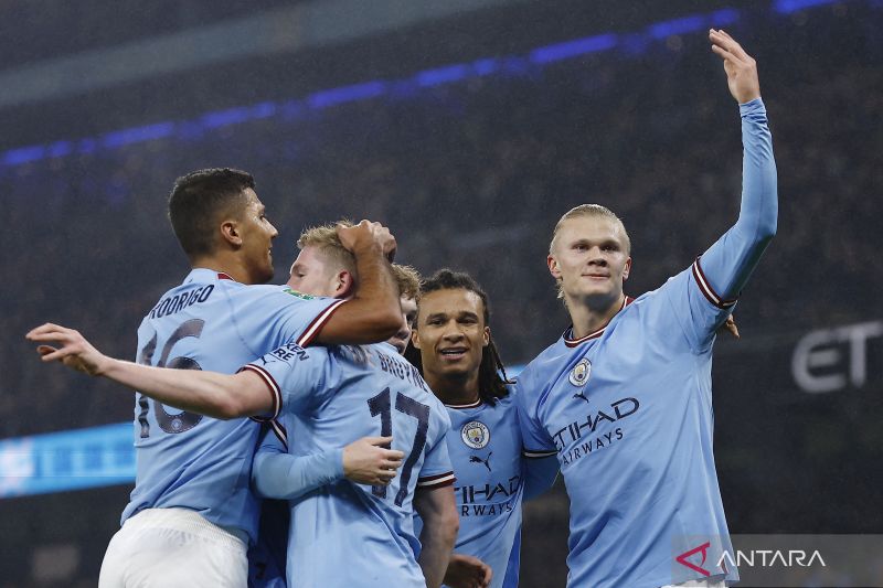 Manchester City menyingkirkan Liverpool dari Piala Liga dengan kemenangan 3-2