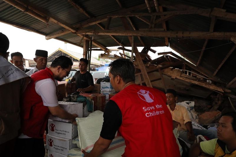 Sony salurkan donasi Rp 335 juta untuk penanggulangan gempa di Cianjur