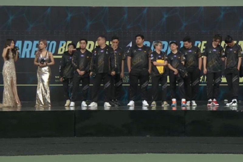 RRQ Hoshi lempar Todak ke lower bracket M4 World Championship