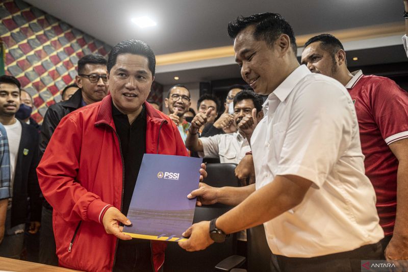 Erick Thohir dinilai tak langgar aturan calonkan diri jadi Ketum PSSI