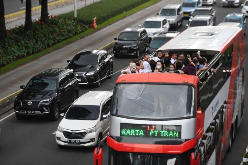 Bus Wisata Transjakarta