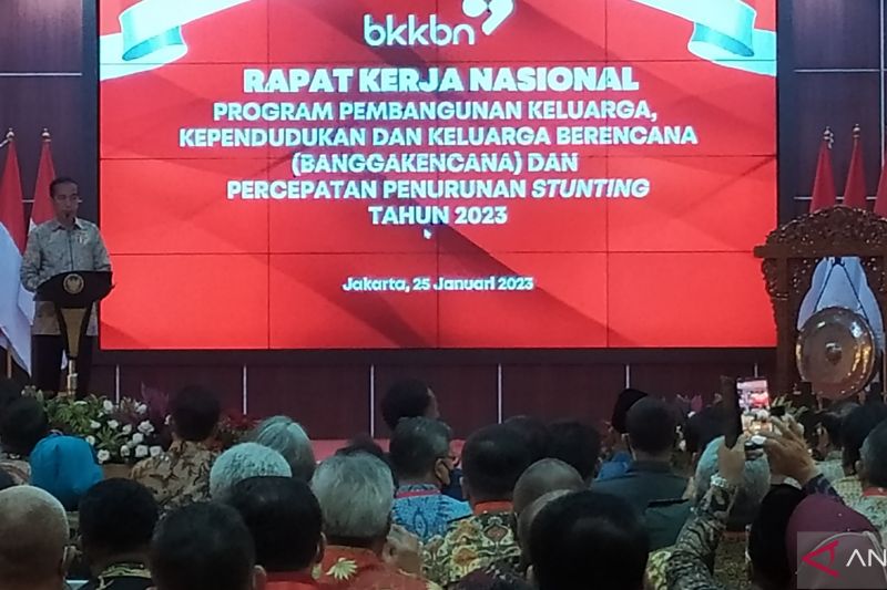 Jokowi: Prevalensi stunting turun berkat kerja keras semua pihak