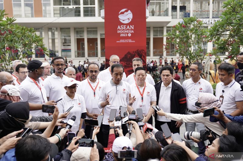 Kemarin, "Kick-off" ASEAN hingga reformasi birokrasi atasi kemiskinan