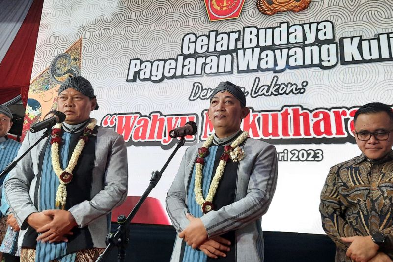 Lemkapi: Kapolri dan Panglima TNI nonton wayang untuk lestarikan budaya