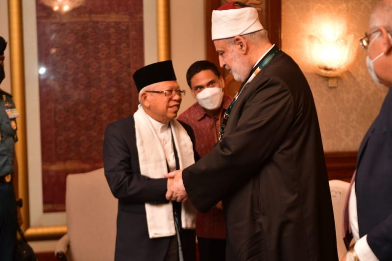 Marouf, wakil presiden berterima kasih kepada Sheikh Al-Azhar Mohammad Abdurrahman Davini.