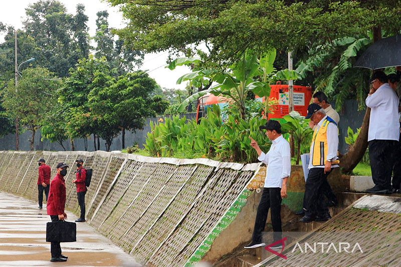 Presiden tinjau normalisasi Ciliwung di Pengadegan Jaksel