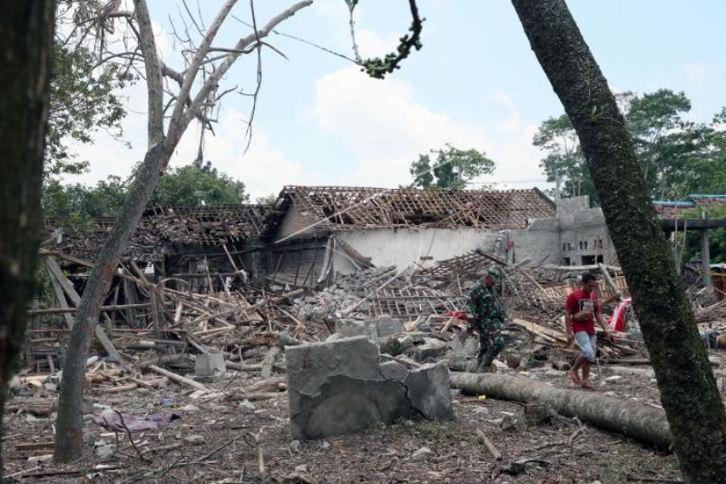 Kerusakan Bangunan Akibat Ledakan Di Blitar Bertambah