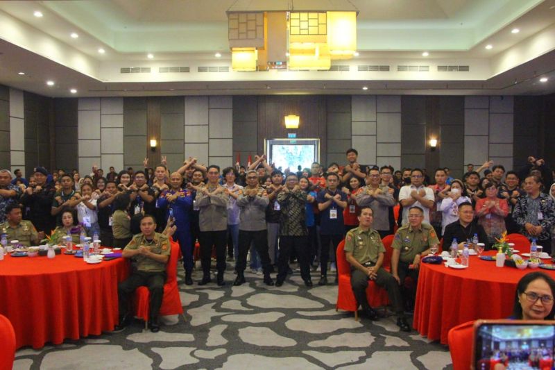 Polda Sulawesi Utara gelar pencanangan Duta Sulut Aman