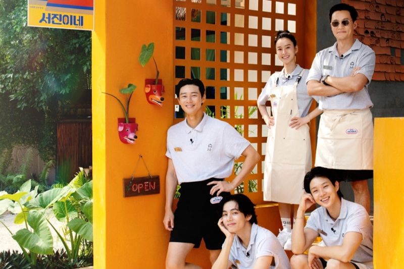 Cerita V BTS saat gabung di reality show "Jinny's Kitchen"