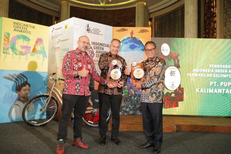 Pupuk Kaltim meraih penghargaan The Best Indonesia Green Awards 2023