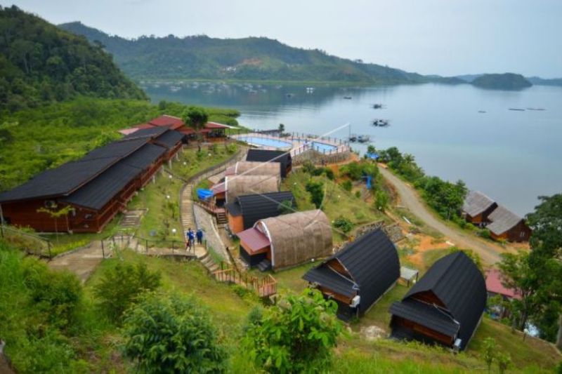 Pertumbuhan Penginapan Di Pesisir Selatan