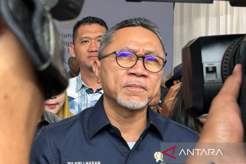 Kemendag mengambil langkah turunkan pajak ekspor nanas