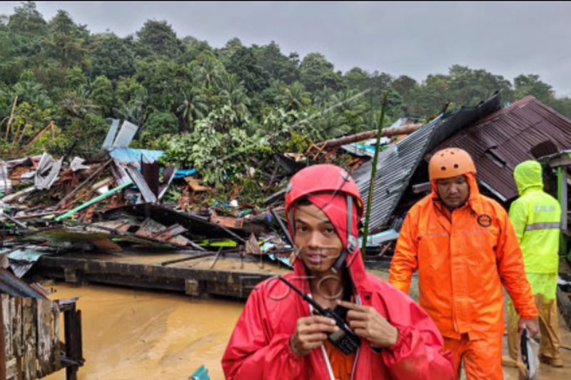 Longsor di Kecamatan Serasan Natuna