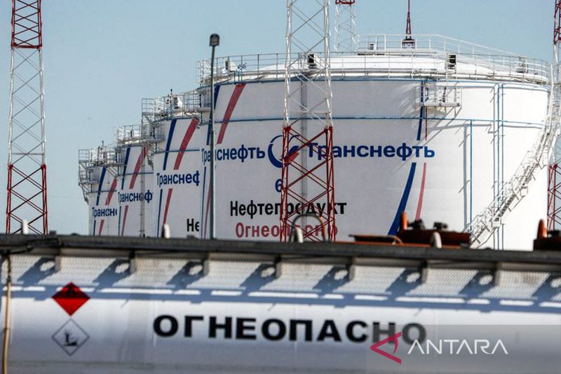 Russia managed to divert oil exports from Europe to friendly countries