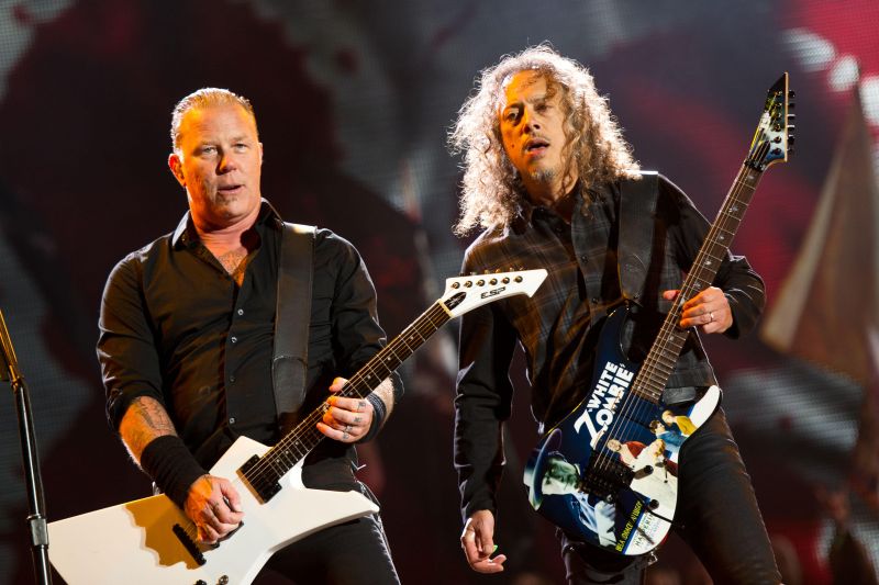 Metallica akuisisi saham perusahaan vinyl terbesar Amerika Furnace